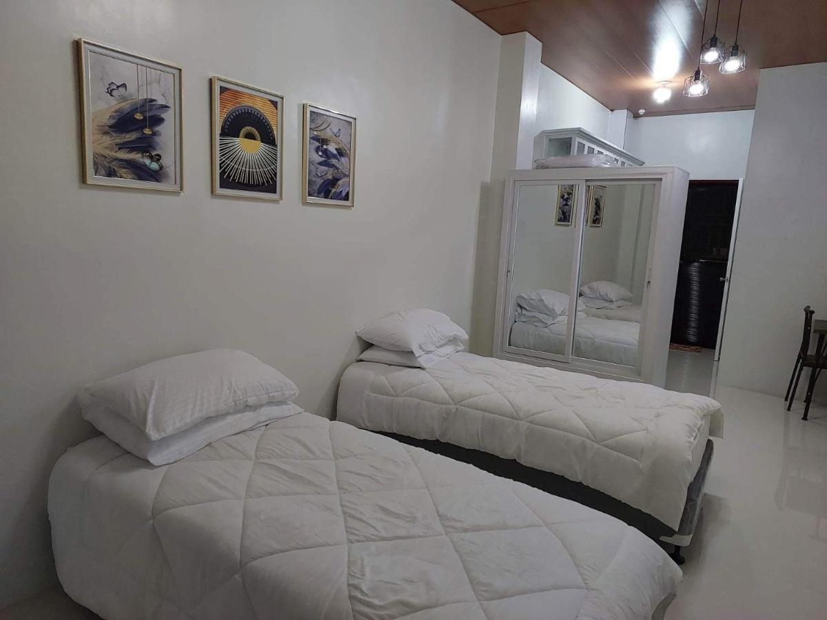 Flb Apartelle Los Banos ลอสบาโญส ภายนอก รูปภาพ